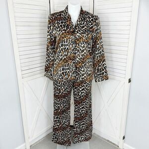 Betsy Johnson Leopard Print Sateen Flannel Pajama Set Brown Black Large